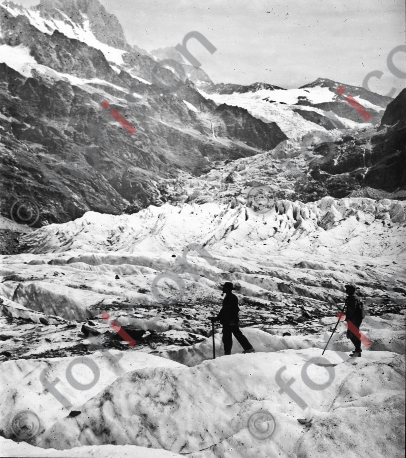 Unterer Grindelwaldgletscher II |  Lower Grindelwald glacier  (foticon-simon-023-038-sw.jpg)
